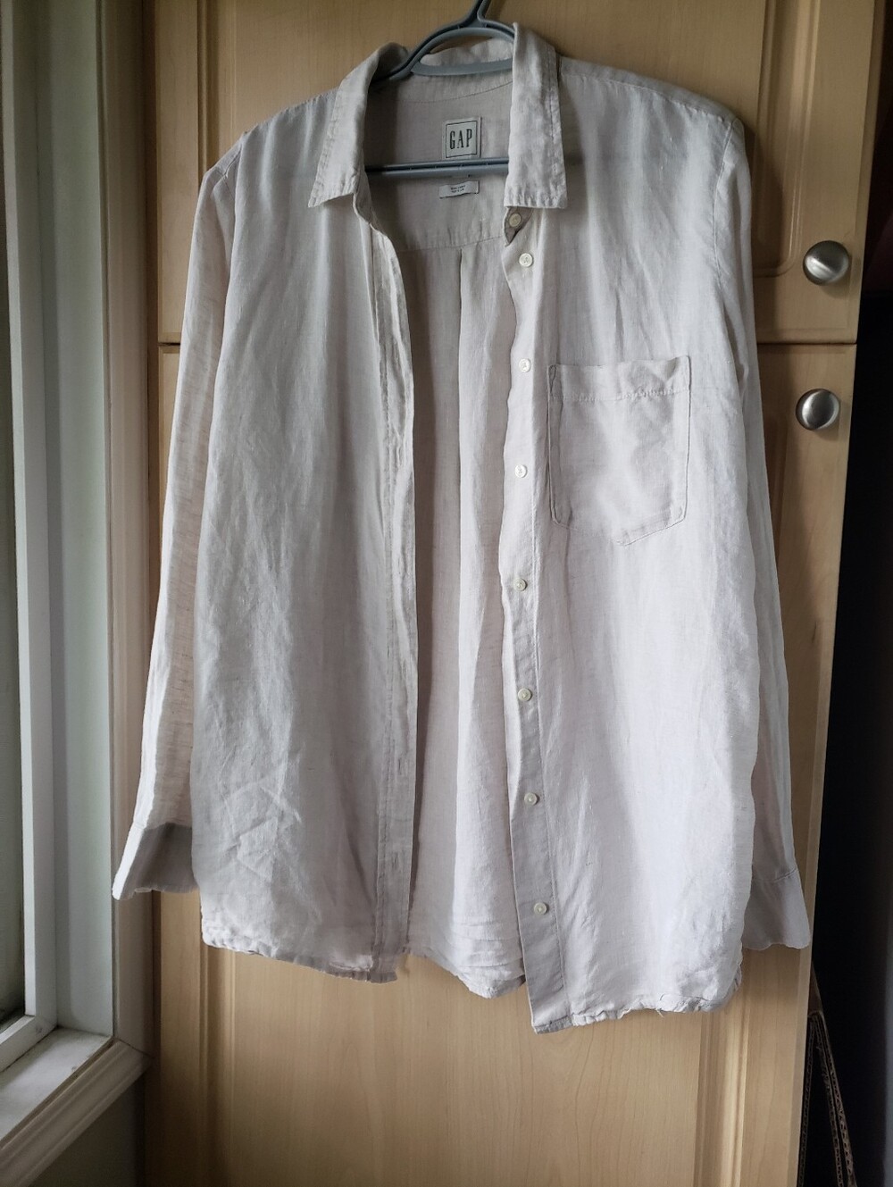 GAP Men's Linen Light Cream Button-Down Casual Shirt